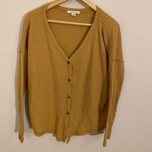 American Eagle Long Sleeve Crew Neck